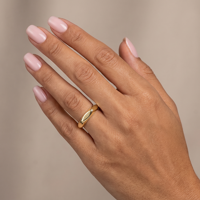 Gouden Glad Gepolijste Ring met Design
