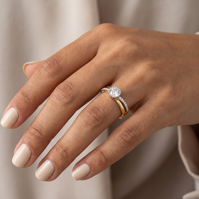 Luxe gouden Ring met Centrale Zirkonia Steen