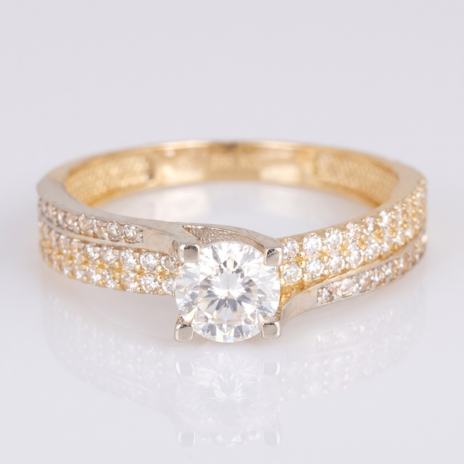 Gouden ring met dubbele pavé band