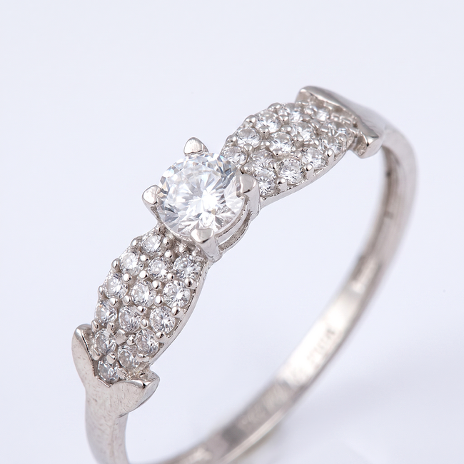 Witgouden Ring met Zirkonia