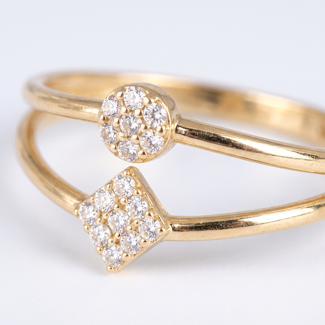 Gouden open ring met pavé zirkonia details
