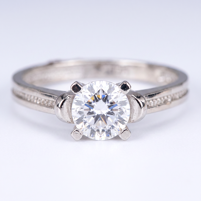 14k Witgouden Solitaire Ring met Zirkonia