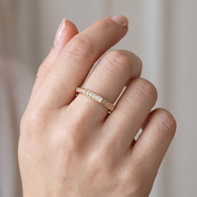 Gouden Ring met Geometrisch Design en Zirkonia