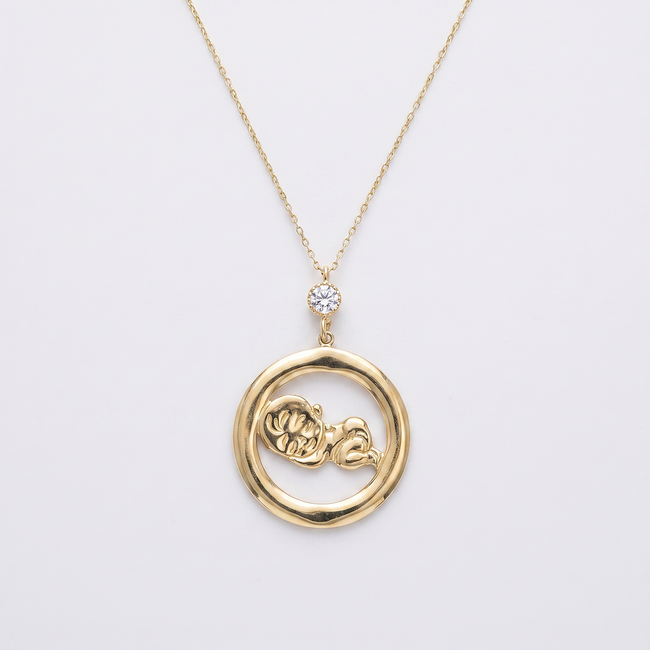 Gouden collier met baby in cirkelhanger