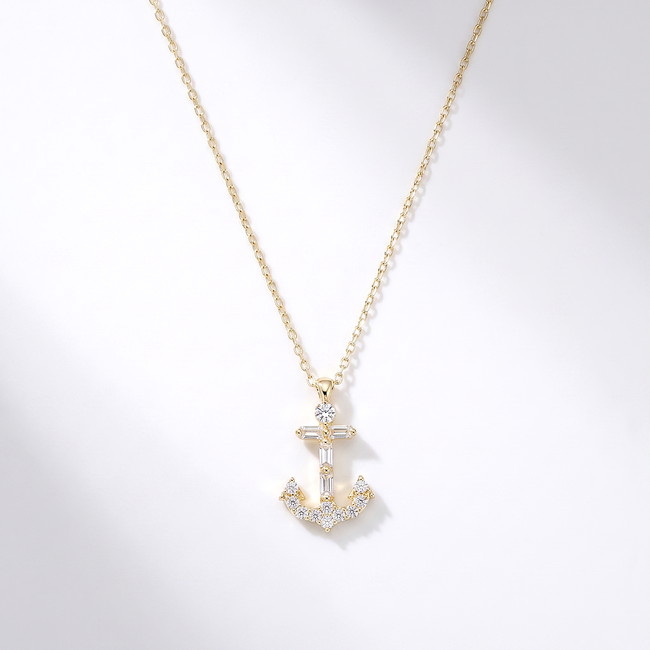 Gouden collier met ankerhanger en zirkonia