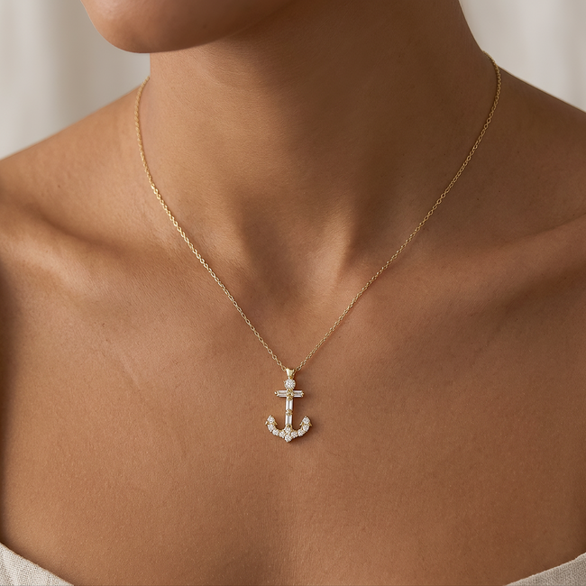 Gouden collier met ankerhanger en zirkonia