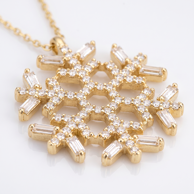 Gouden ketting met sneeuwvlok hanger