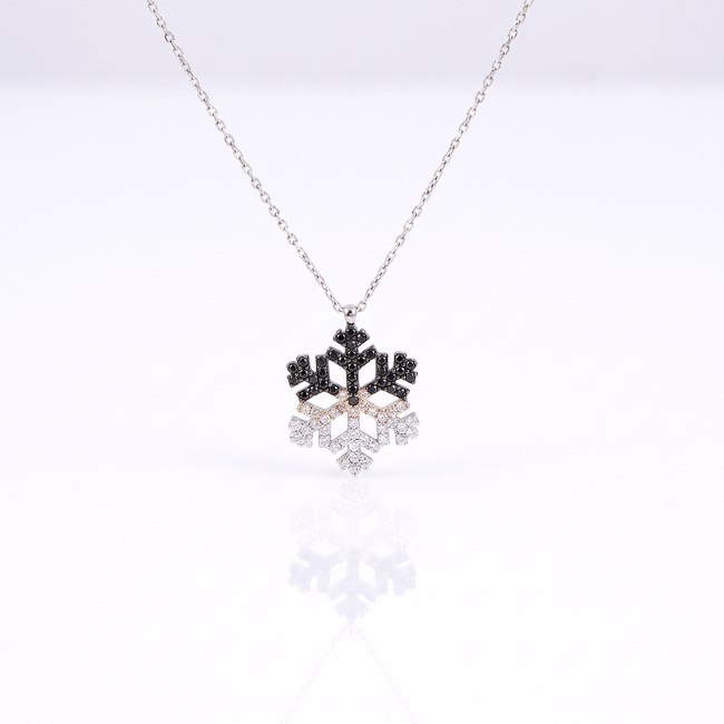 Witgouden collier met sneeuwvlok in kleur