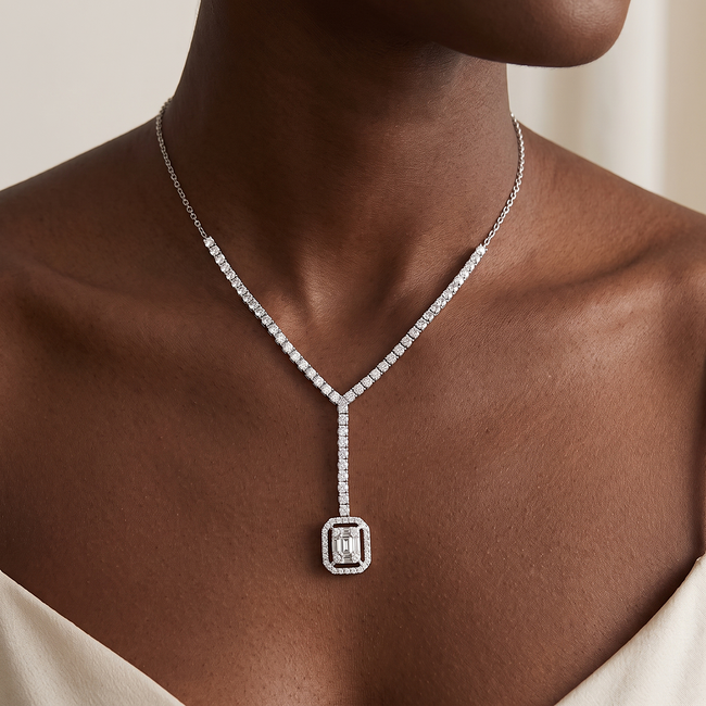 Witgouden Y-ketting met emerald diamant