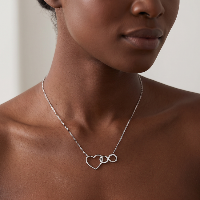 Witgouden hart infinity collier 0,04 ct