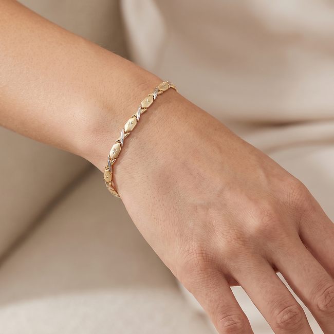 14 Karaat Gouden Armband met Sterdetail