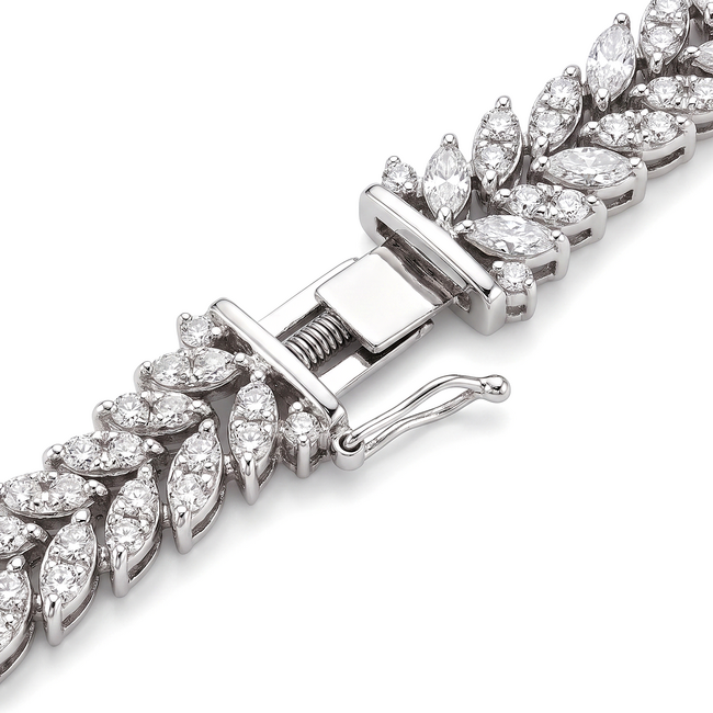 Witgouden diamanten armband met bladmotief