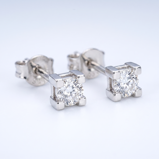 Witgouden diamant oorstekers 0.21 ct