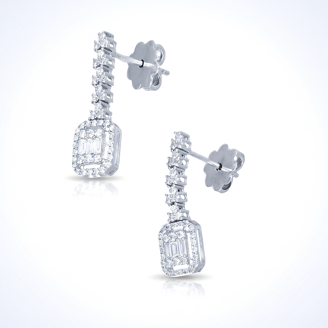 Witgouden oorhangers met baguette diamanten