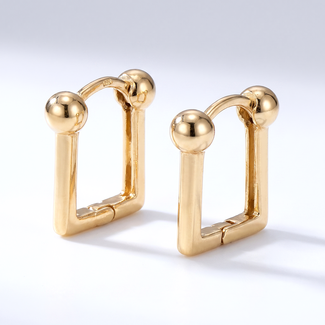 Vierkante gouden oorringen