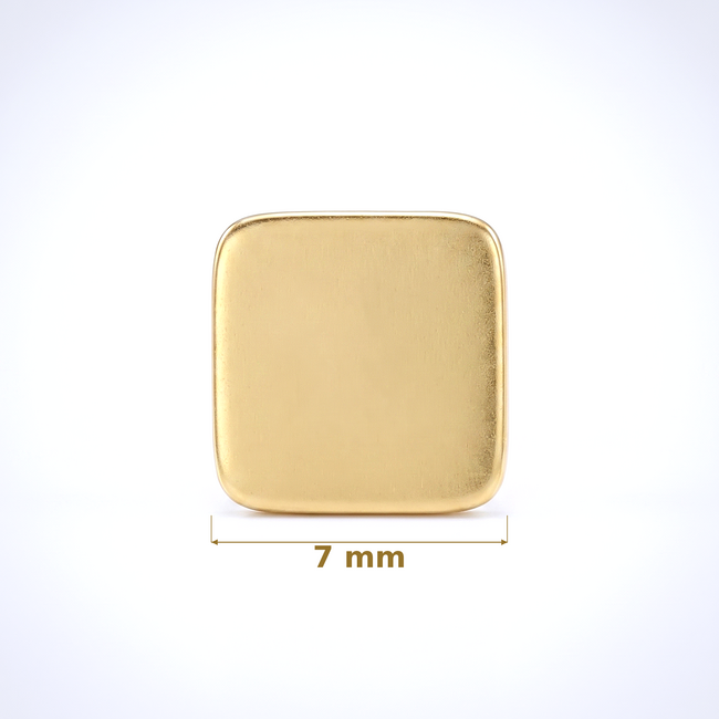 Vierkante gouden oorknoppen met matte afwerking