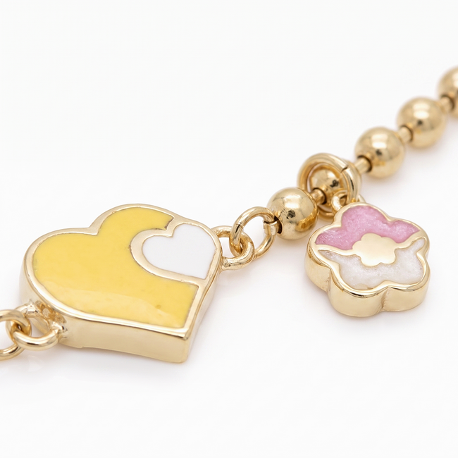 Kinderarmband met hartje en roze vlindertje