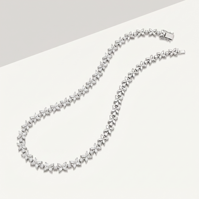 diamanten collier met 5.55 ct natuurlijke diamanten