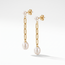 Gouden oorhangers 14 karaat met twee zoetwaterparels en paperclip