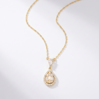Gouden collier druppel entourage met baguette