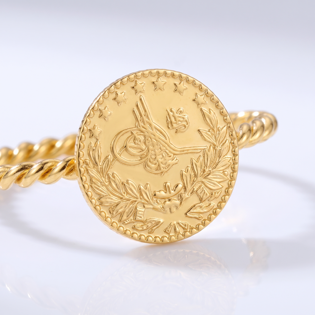 22 Karaat Gouden Ring met Reşat Munt Gevlochten