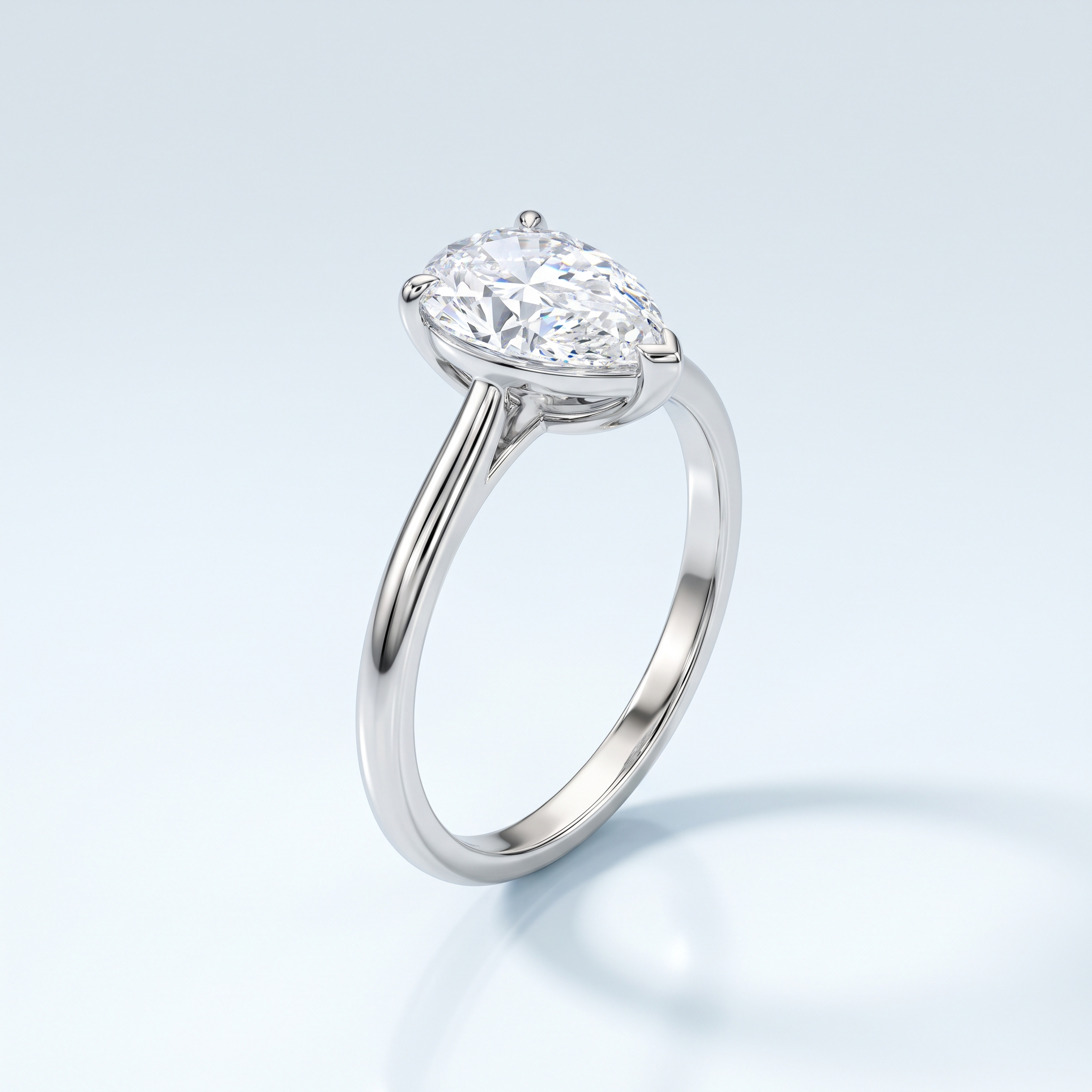 Peervormige ring met diamant