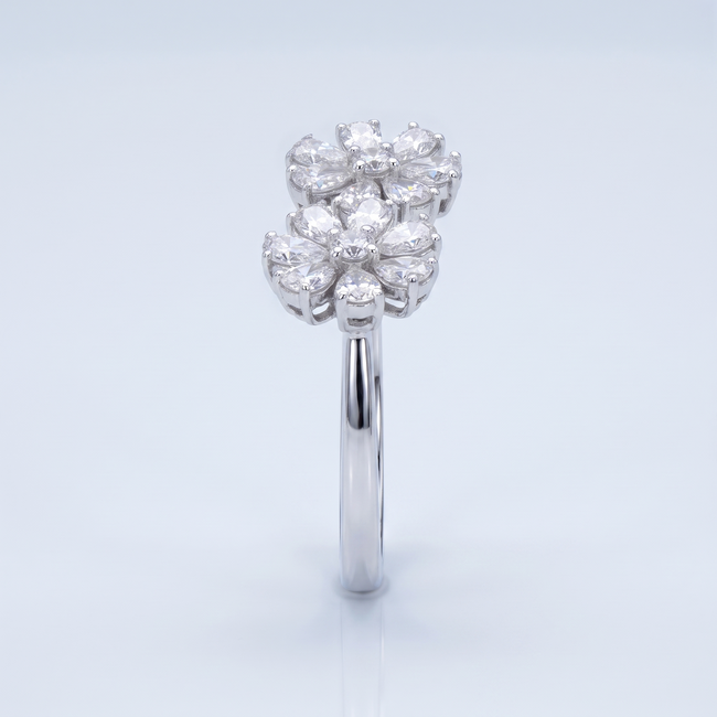 14 Karaat Witgouden Ring, Lab Diamanten Bloemencluster, 1.04 ct,
