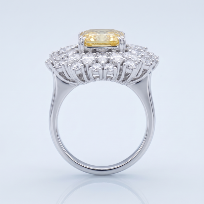 Witgouden Ring, Gele Lab Diamant 7,75 ct met Diamanten Halo