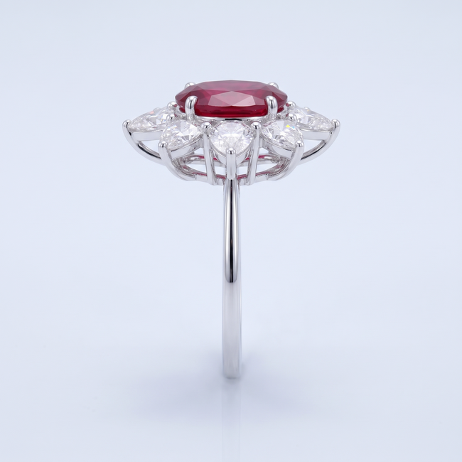 14 Karaat Witgouden Ring, Lab Robijn 5,25 ct met Diamanten Ster