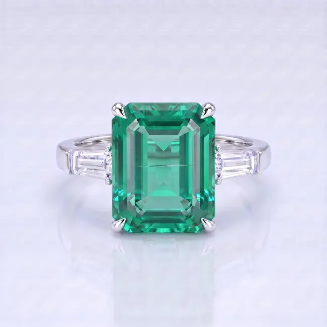 14 Karaat Witgouden Ring, Natuurlijke Smaragd 5,7 ct met Diamanten