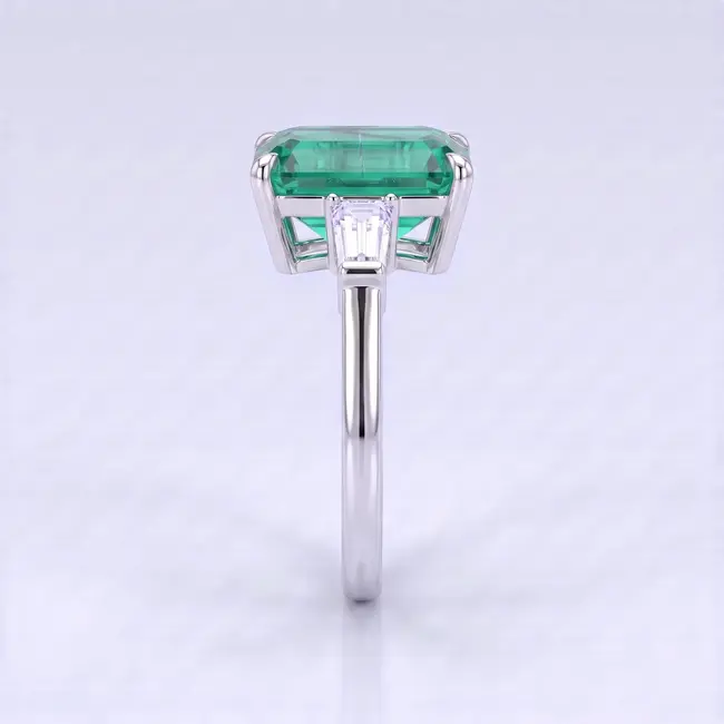 14 Karaat Witgouden Ring, Natuurlijke Smaragd 5,7 ct met Diamanten
