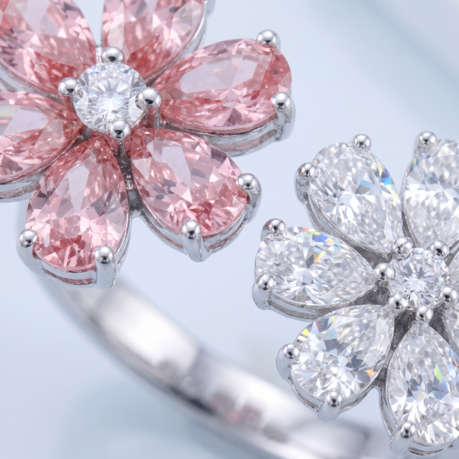 14 Karaat Witgouden Ring, Roze en Witte Lab Diamanten Bloemen
