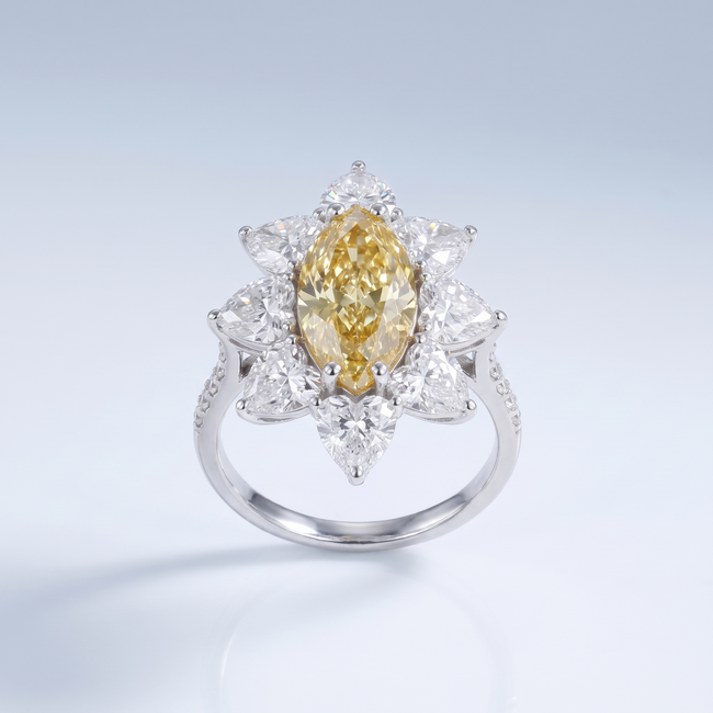 Witgouden Ring maat 17 met Gele Diamant 4,56 ct en Diamanten Halo 3,47 ct