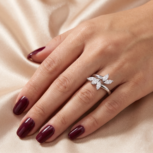 14 Karaat Witgouden Marquise Ring met Lab Diamanten