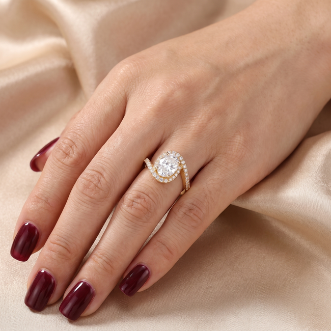 14 Karaat Gouden Verlovingsring met Ovale Diamant 1,51 ct en Halo