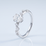 Witgouden Ovale Diamant Ring  met Verspreide Accentdiamantjes