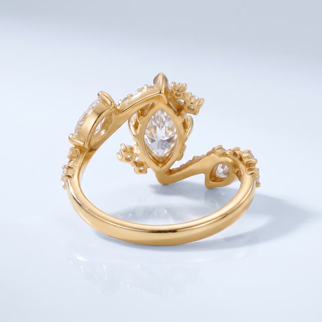 14 Karaat Gouden Open Ring maat 17 met 3 Marquise Lab Diamanten