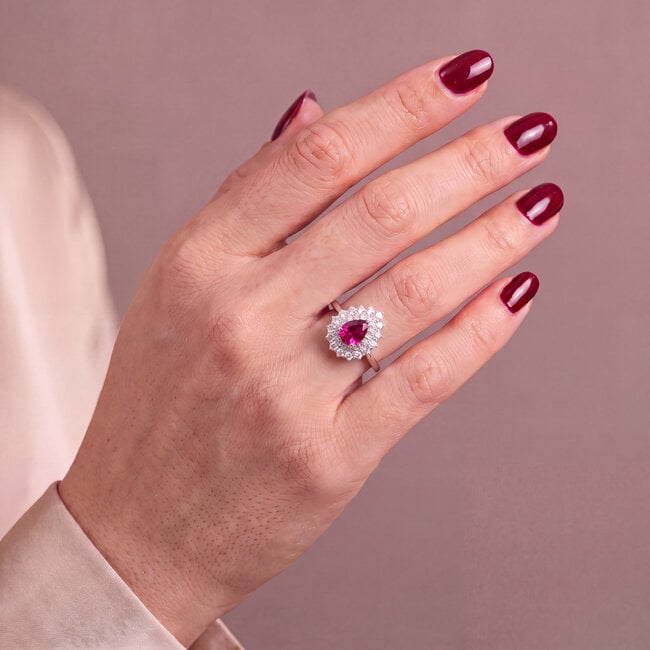Robijn Ring met Diamant Halo 0,99 ct 14 Karaat Witgoud