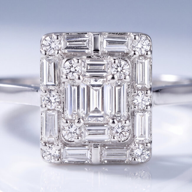 14 Karaat Witgouden Emerald Cut Ring Baguette Diamant