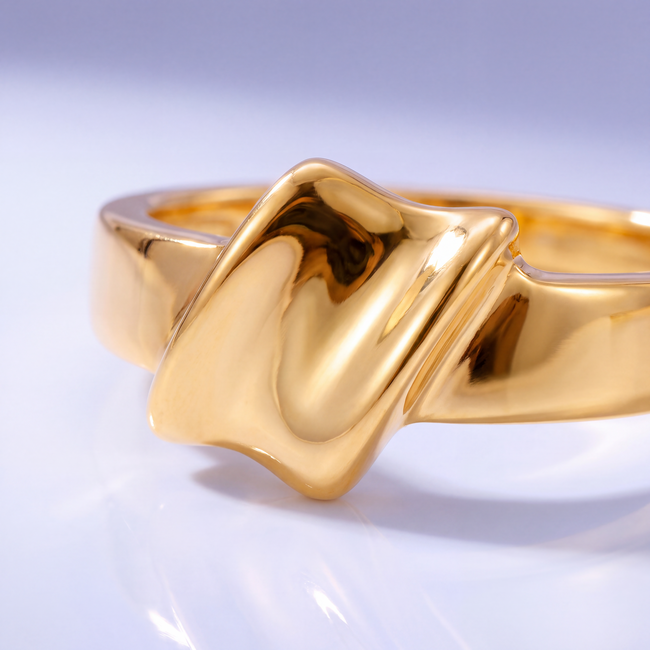 Roodgouden statement ring 22 karaat met kussenmotief