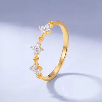 22 karaat roodgouden ring met drie zirkonia bloemetjes
