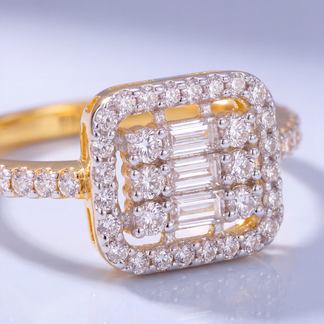 Roodgouden halo ring 22 karaat met baguette zirkonia