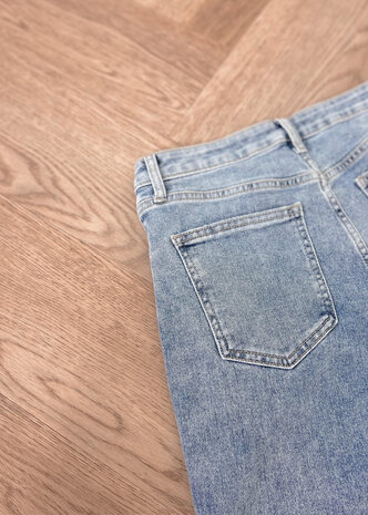 HIGHWAIST STRAIGHT LEG DENIM 05 BLUE HIGHWAIST STRAIGHT LEG DENIM 05 BLUE