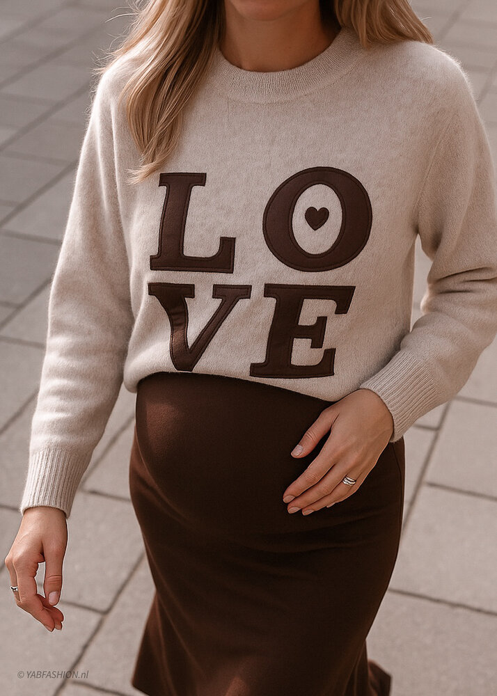 L O V E KNIT TAUPE