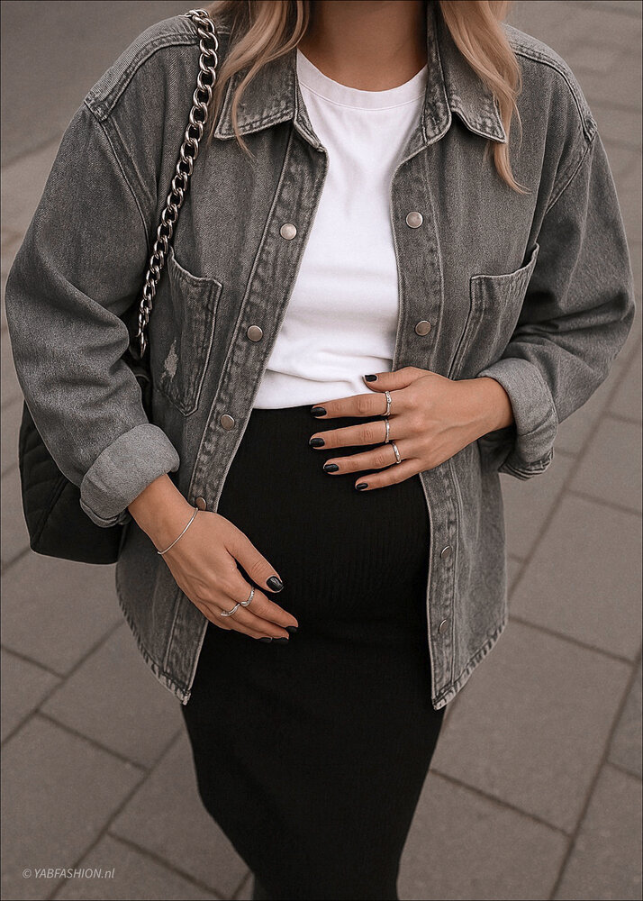 OVERSIZED DENIM JACKET WASHED GREY