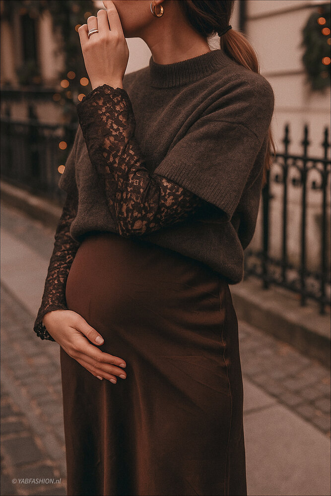 LACE SLEEVE KNIT BROWN