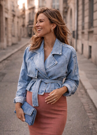 ISABELLA DENIM JACKET LIGHT BLUE ISABELLA DENIM JACKET LIGHT BLUE