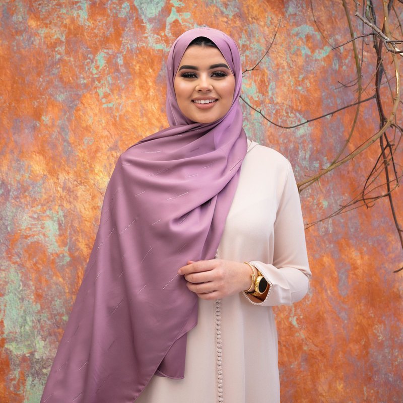 Hijab Indra Pale Violet Red