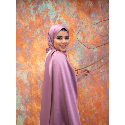 Hijab Indra Magenta