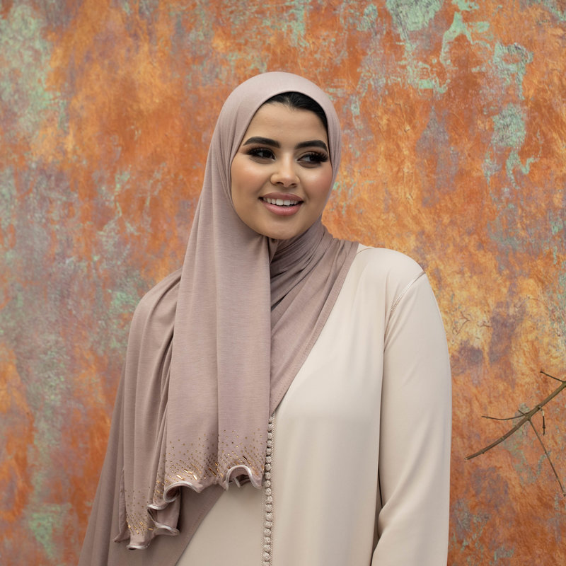 Hijab Veronica Nude